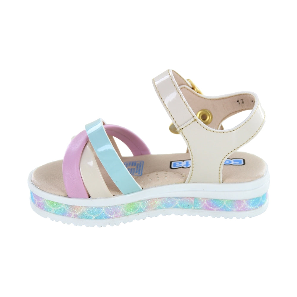 Sandalia Coqueta para niña en charol beige Casandra con arco preformado