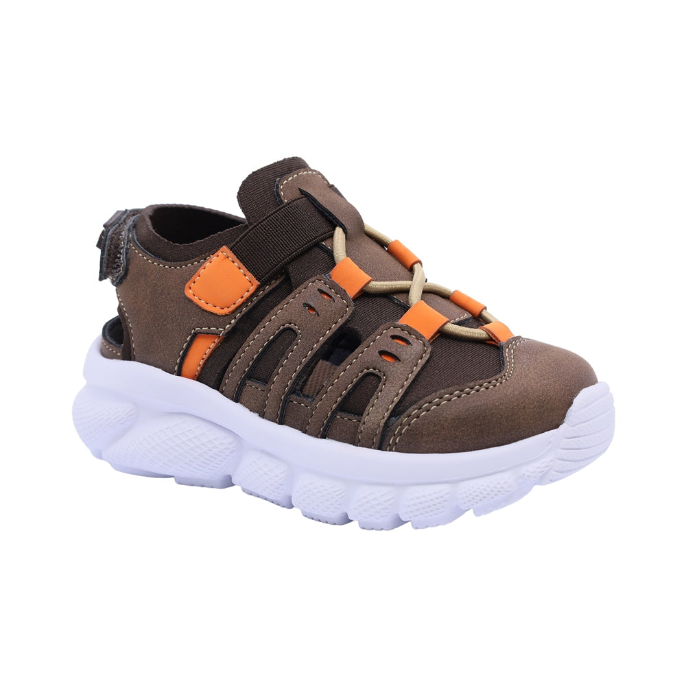Sandalias para niño Audaz material sintético color café Waffle ajuste seguro con tira de contacto