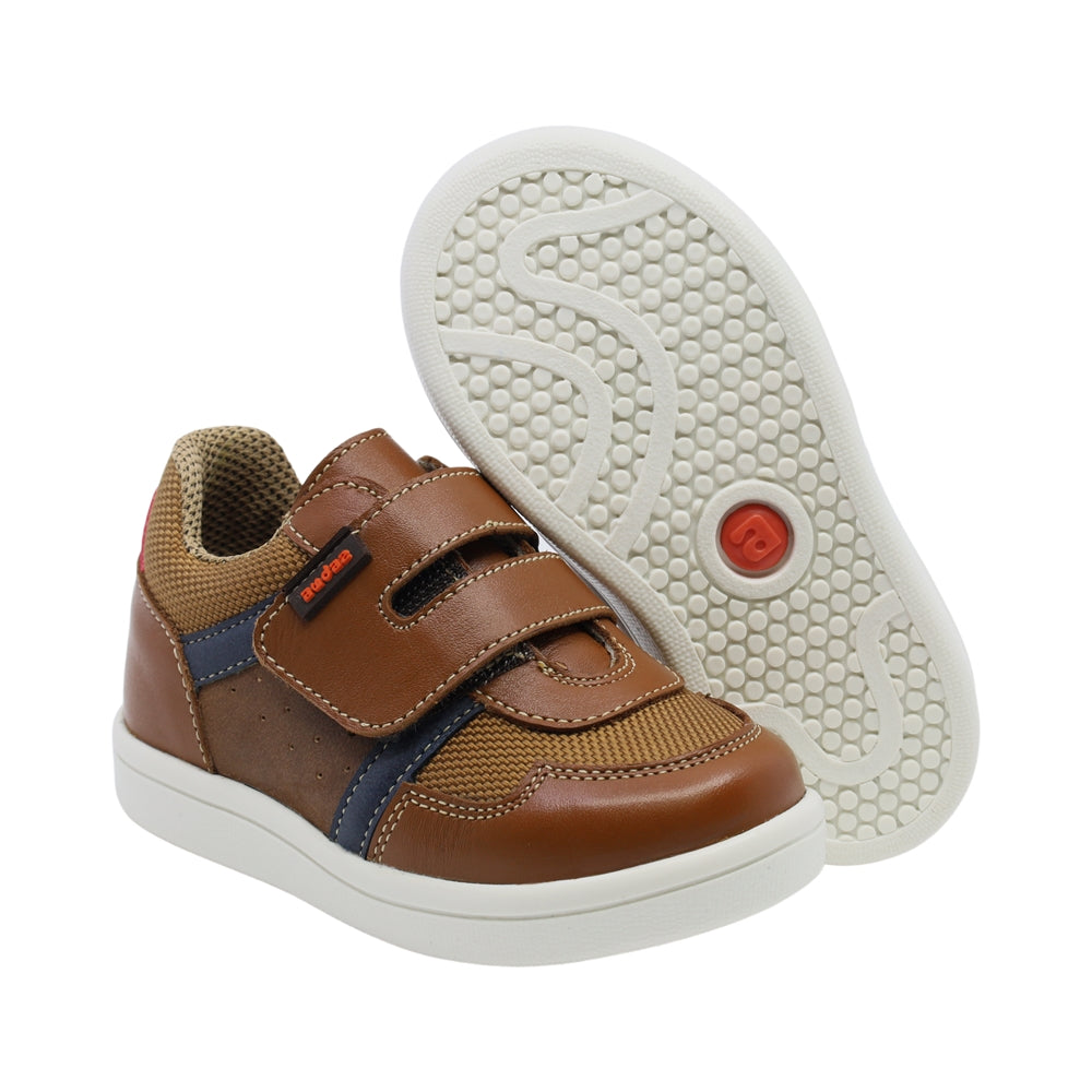 Tenis Audaz para niño en piel miel Smith con doble tira de contacto