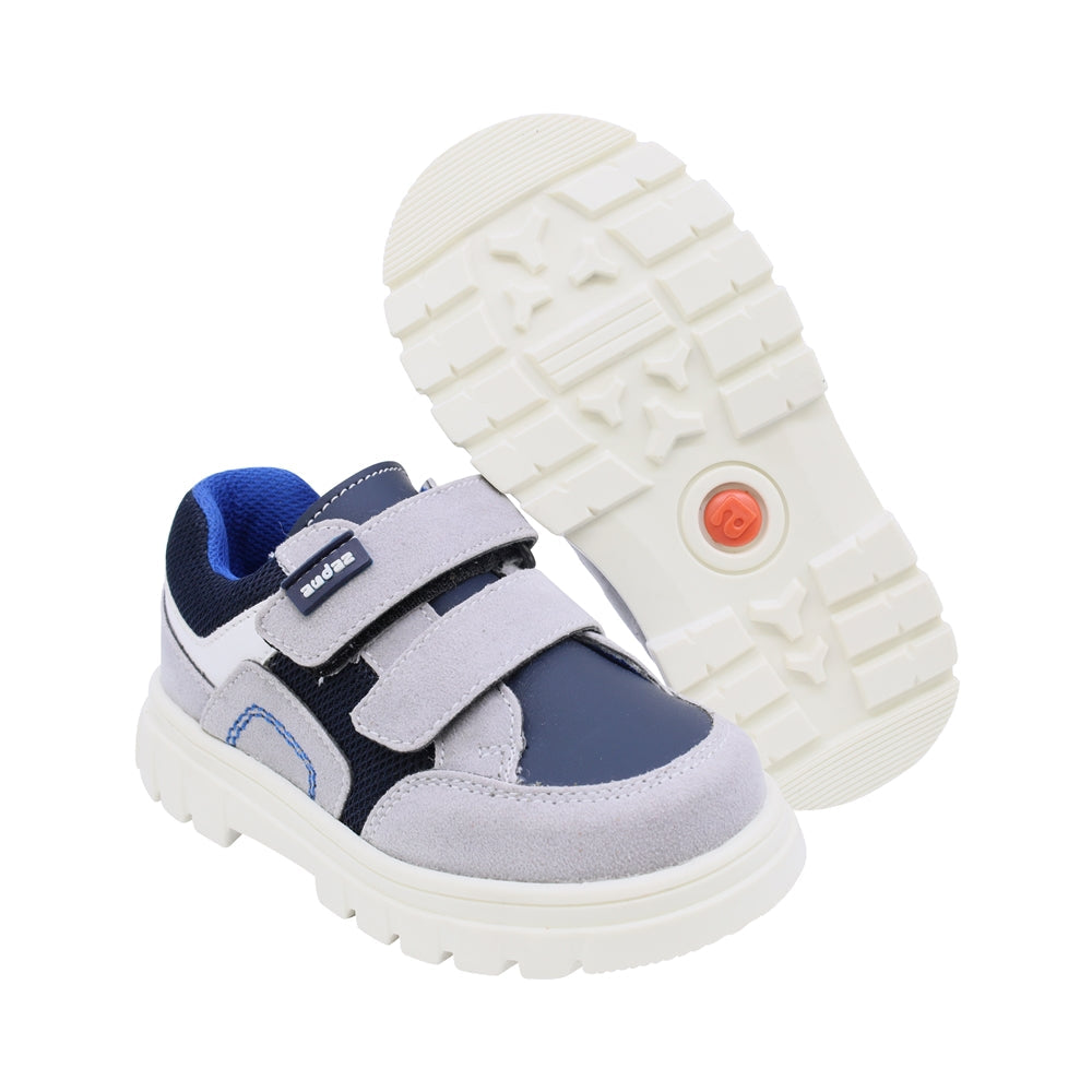 Tenis Audaz para niño en sintético gris Thunder con ajuste doble tira de contacto