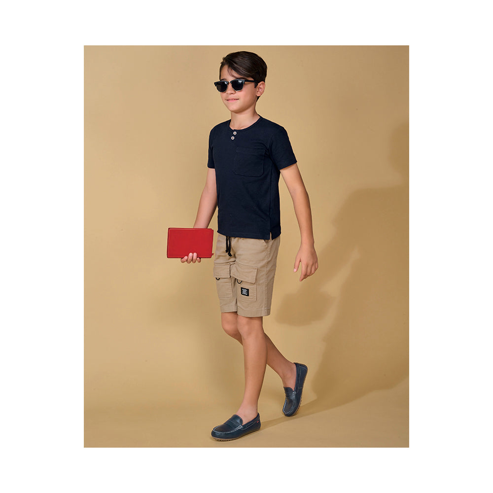 Short Audaz para niño en algodón miel con bolsillos cargo y jareta