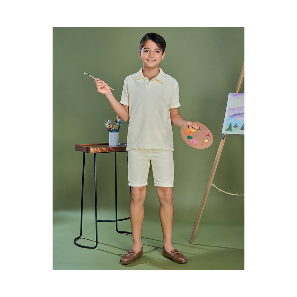 Conjunto Audaz para niño de algodón en beige con textura suave