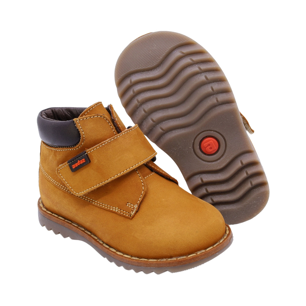Bota Audaz para niño en piel miel Rondy con tira de contacto