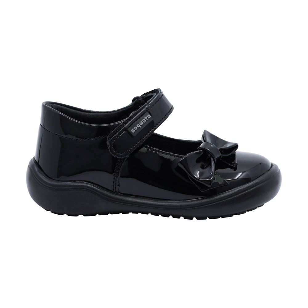 Zapato Coqueta para niña de charol negro Castor con moño