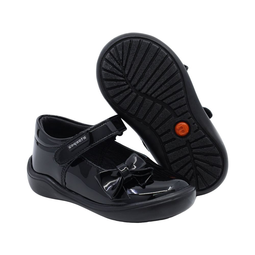 Zapato Coqueta para niña de charol negro Castor con moño