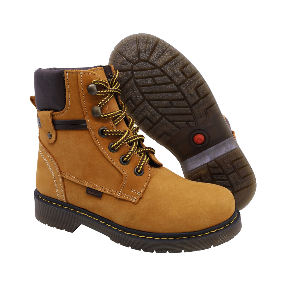 Bota para Niño Audaz Nubuck color Miel Martín con ajuste de agujeta