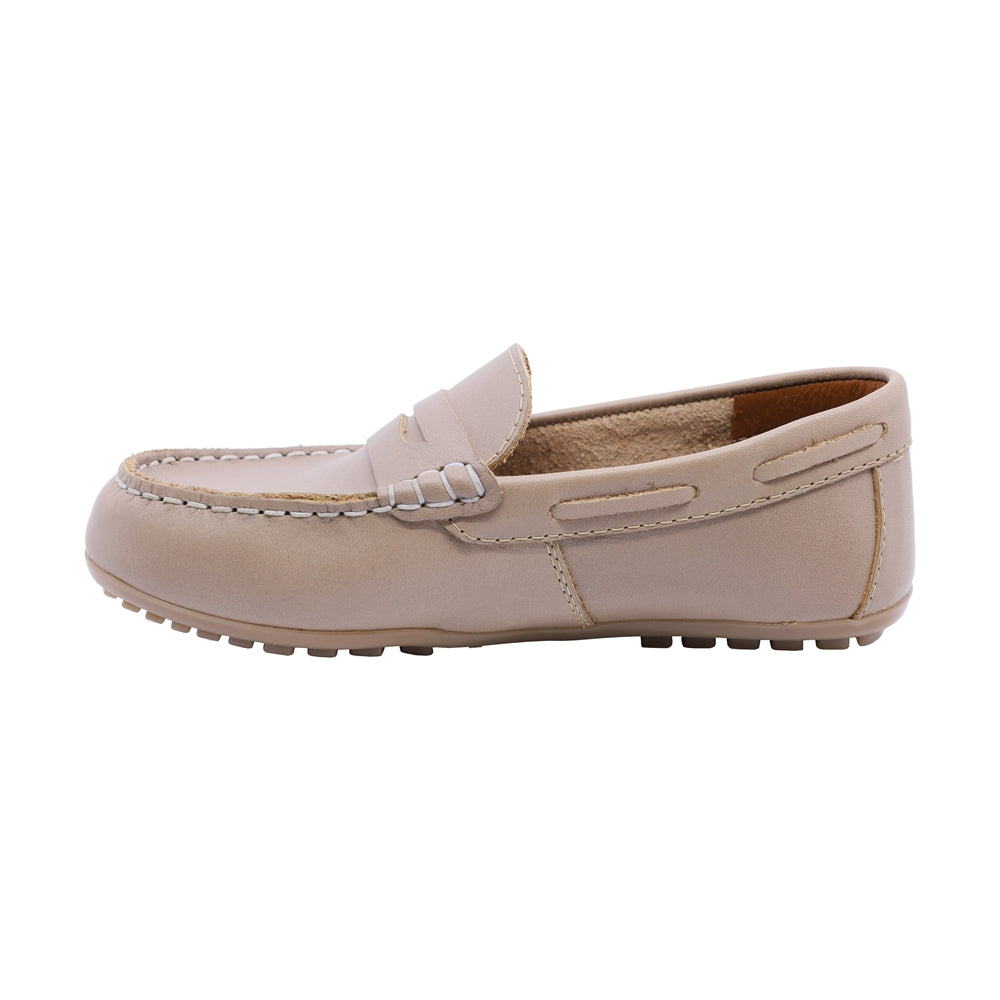 Mocasin para niña Coqueta piel color Beige Malaga