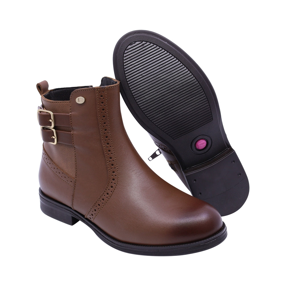 Bota Coqueta para niña en piel café claro Canuta con doble hebilla