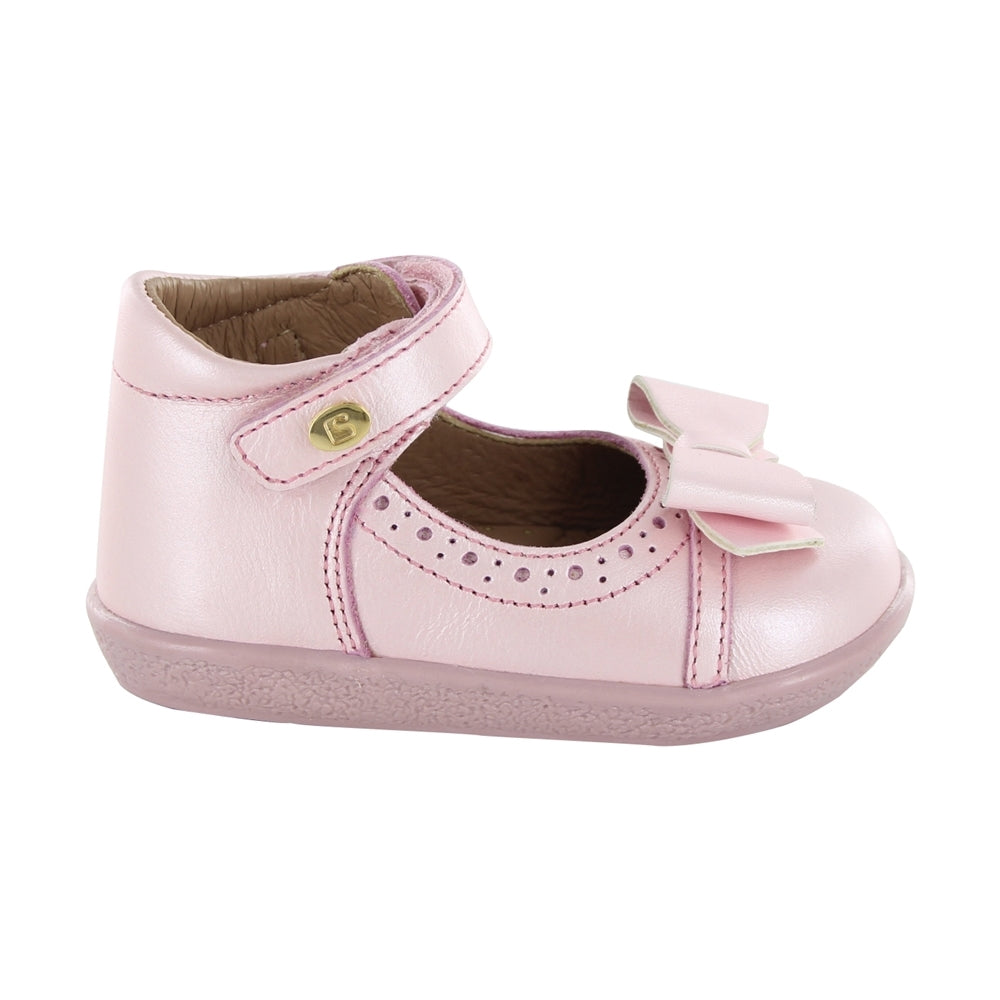 Zapato Coqueta para niña en piel rosa Panky con moño decorativo