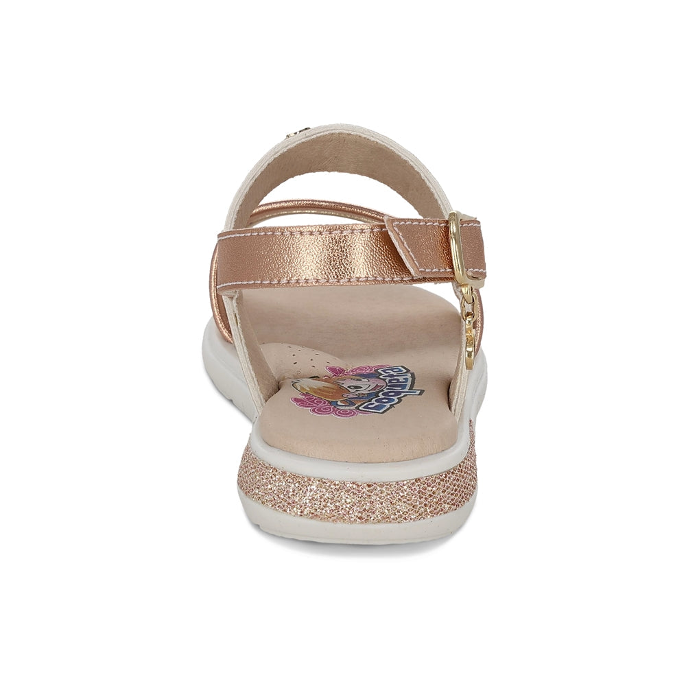 Sandalia Coqueta para niña en sintético beige Sofi con detalles de estrellas.