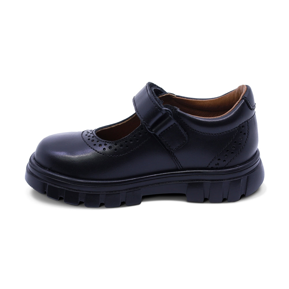 Zapato escolar Coqueta para niña de piel en negro Thunder con detalle perforado