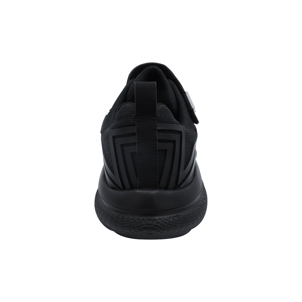 Tenis para niño Audaz en material textil color negro Bugsy con ajuste de agujeta y tira de contacto