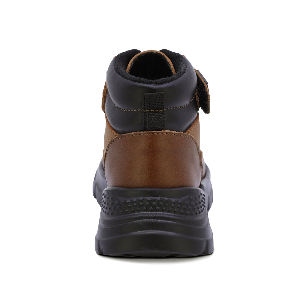 BOTA AUDAZ PARA NIÑO DE PIEL COLOR CAFÉ CLARO SUELA NEMO CON TIRA DE CONTACTO