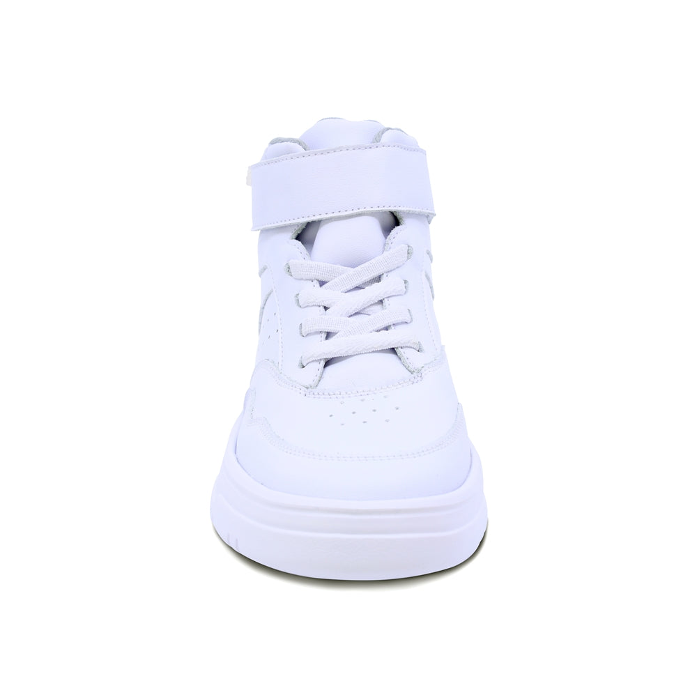 Tenis escolar Audaz para niño de piel blanco Raptor con ajuste alto
