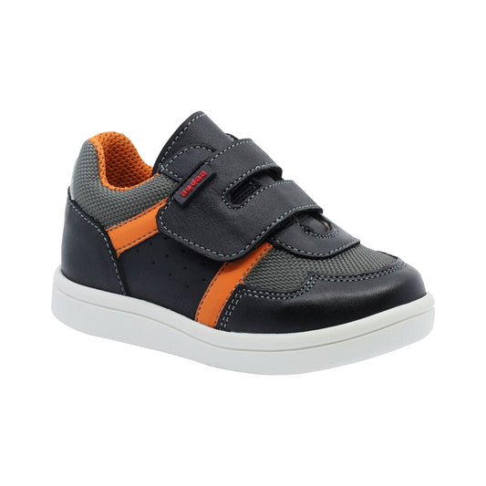 Tenis para Niño Audaz de Piel Color negro Smith con doble tira de Contacto