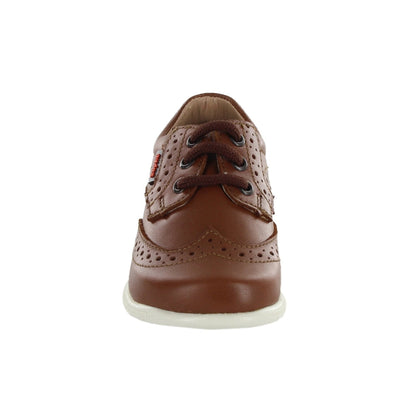 Zapato Audaz para niño en piel café claro Click con brogue decorativo