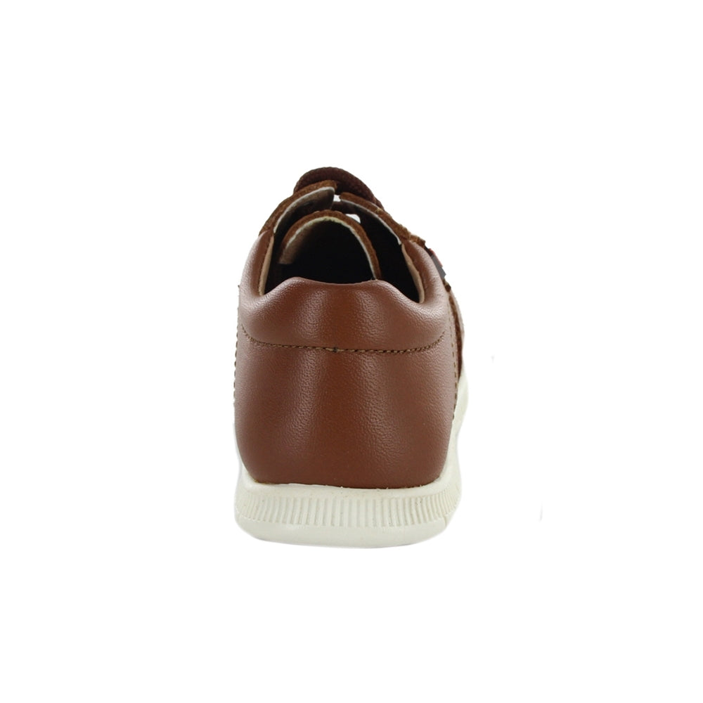 Zapato Audaz para niño en piel café claro Click con brogue decorativo