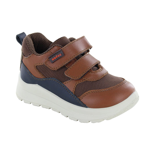 Tenis para Niño Audaz Material Piel Color Miel Tokio con Doble Tira de Contacto