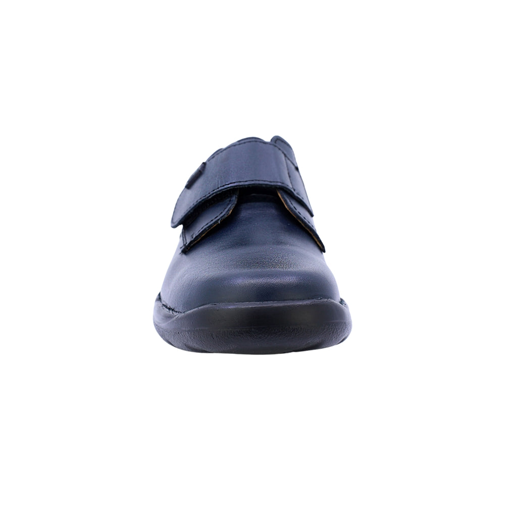 Zapato Escolar Audaz para niño en piel azul marino Tadeo con tira de contacto