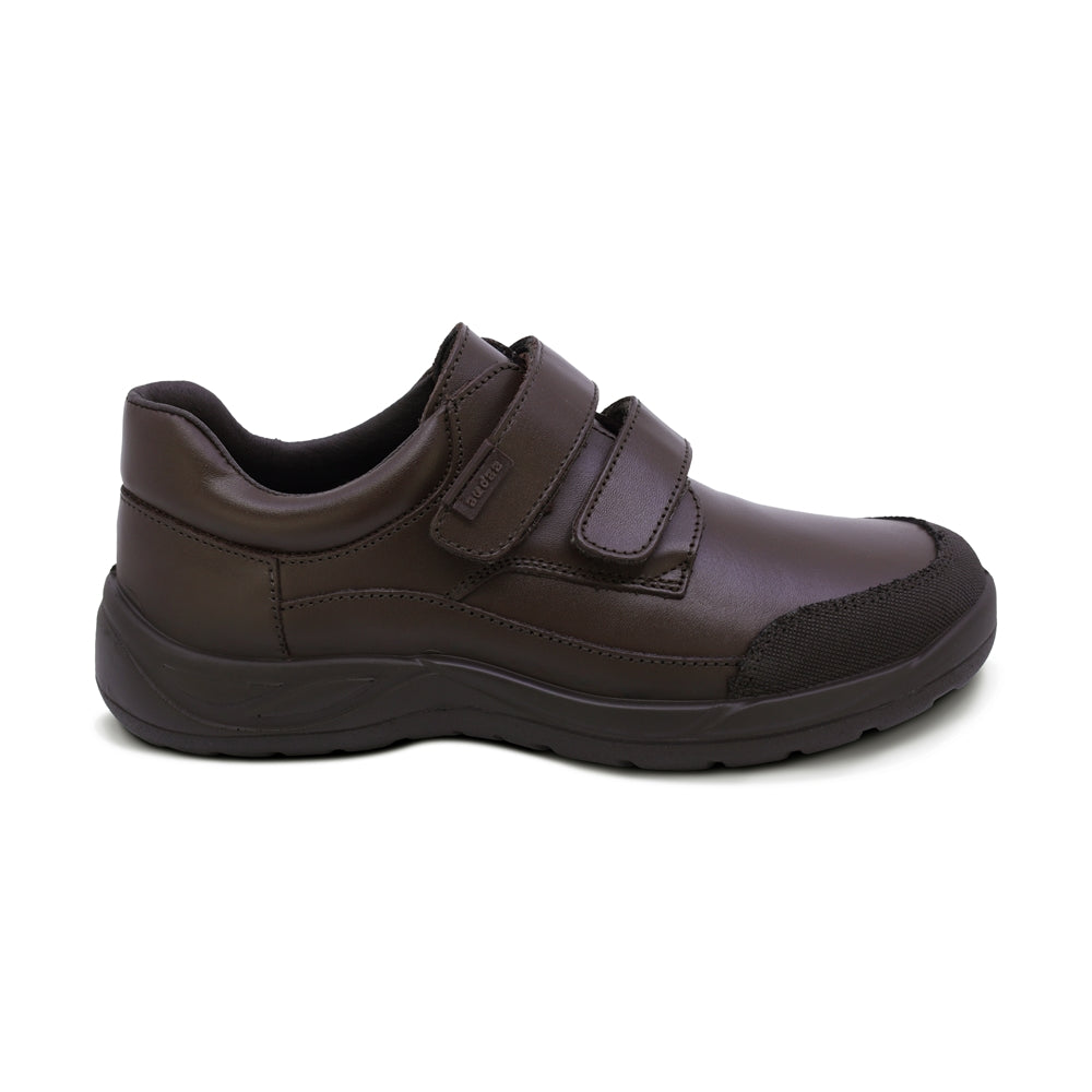 Zapato escolar Audaz de piel color café Tadeo con doble tira de contacto
