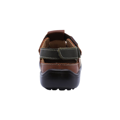Sandalia Audaz para niño en piel café claro Castor con perforaciones decorativas