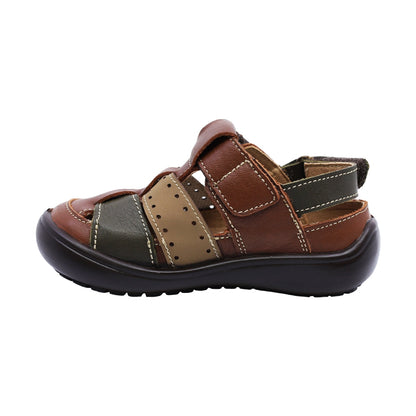 Sandalia Audaz para niño en piel café claro Castor con perforaciones decorativas