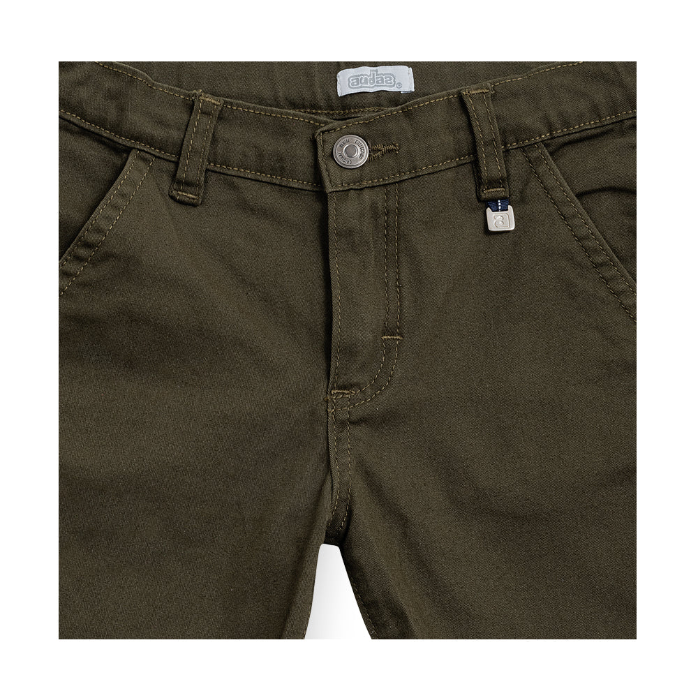 Short Audaz para niño de algodón verde con diseño casual