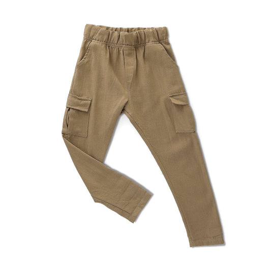 Jogger Audaz para niño poliéster en  miel con bolsillos cargo