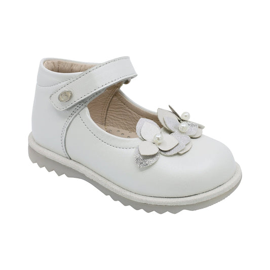Zapato Coqueta para niña en piel perla Rondy con aplicación floral