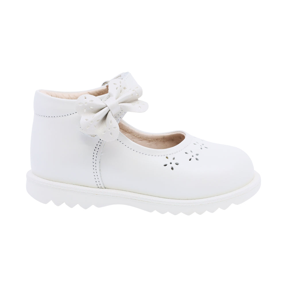 Zapato Coqueta para niña en piel perla Rondy con moño decorativo