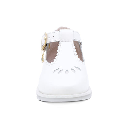 ZAPATO COQUETA PARA NIÑA DE PIEL COLOR PERLA RONDY CON HEBILLA
