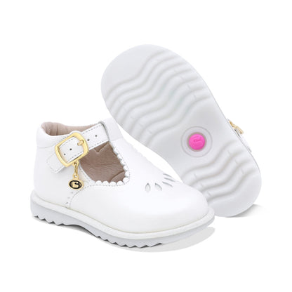 ZAPATO COQUETA PARA NIÑA DE PIEL COLOR PERLA RONDY CON HEBILLA
