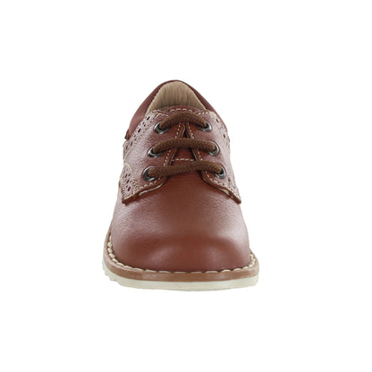 Zapato Audaz para niño en piel café claro Rondy con costuras visibles