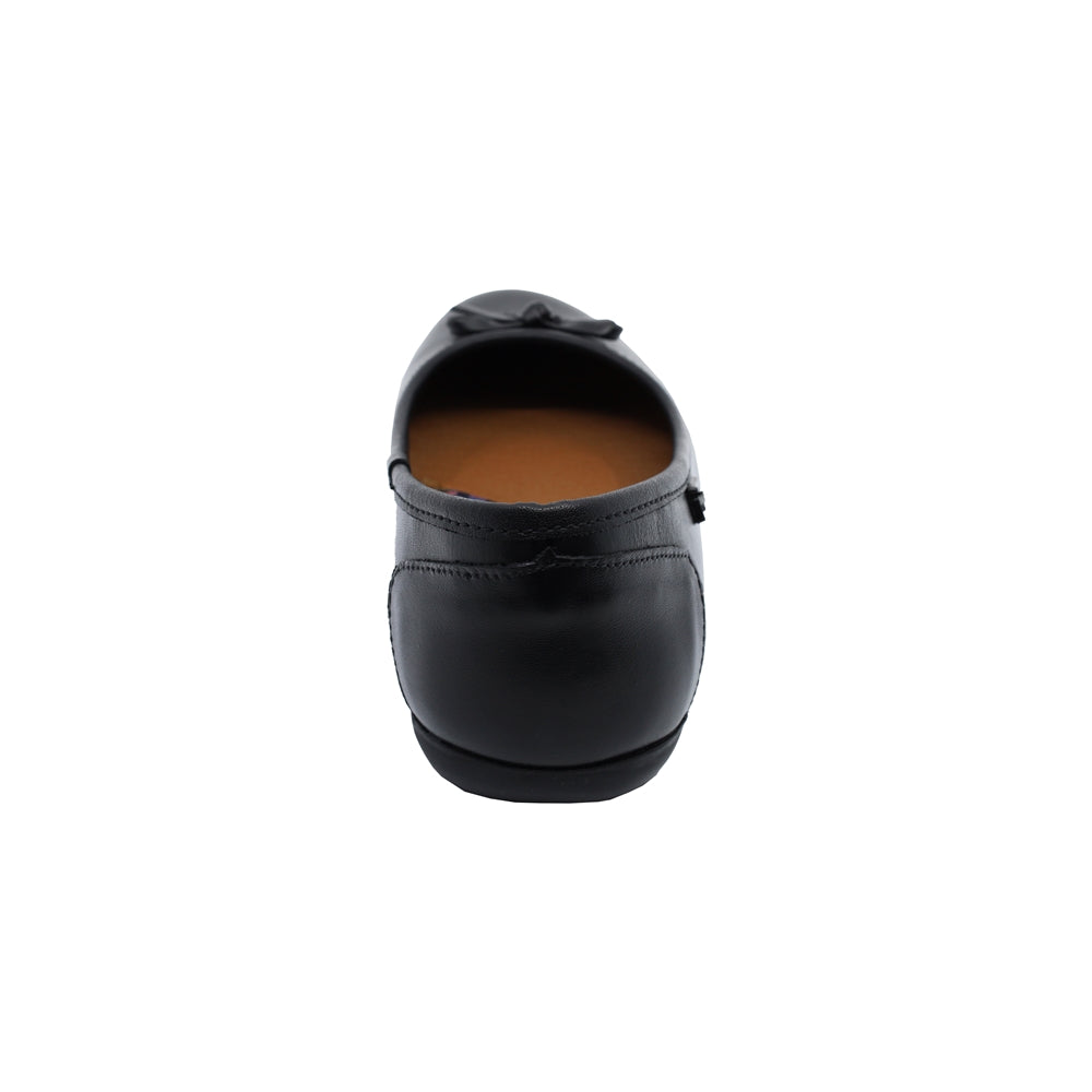 Zapato Escolar Coqueta para niña en piel negro Elisa con moño decorativo