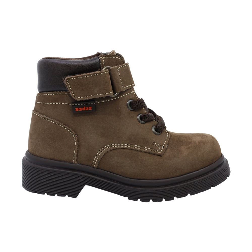 Bota Audaz para niño de piel café Martin con tira de contacto
