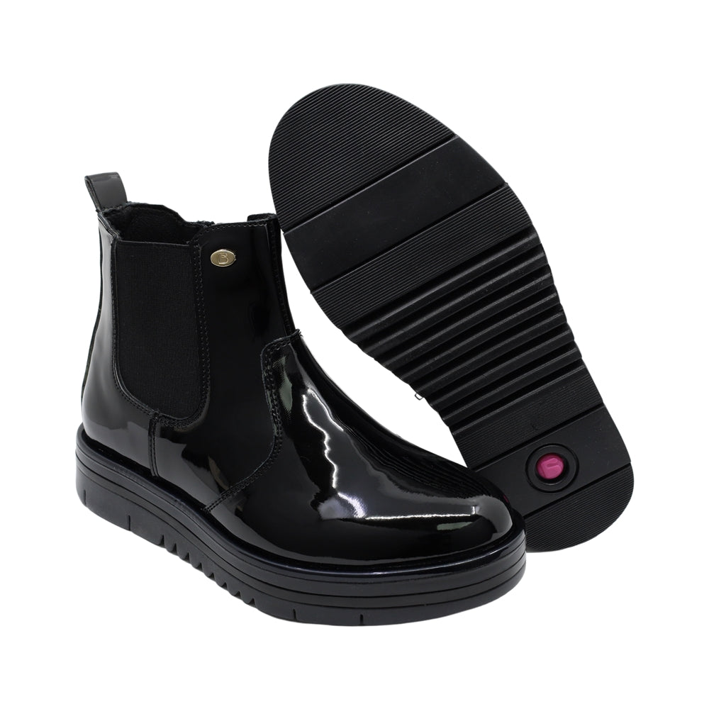 Bota Coqueta para niña de charol negro Nora con elástico lateral