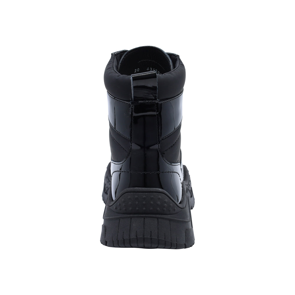 Bota Coqueta para niña de charol negro Winko con agujetas