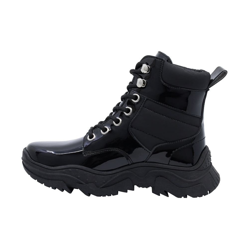 Bota Coqueta para niña de charol negro Winko con agujetas