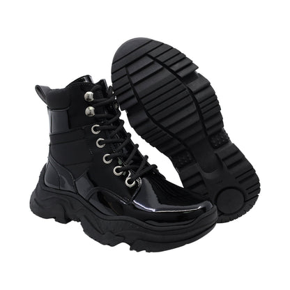 Bota Coqueta para niña de charol negro Winko con agujetas