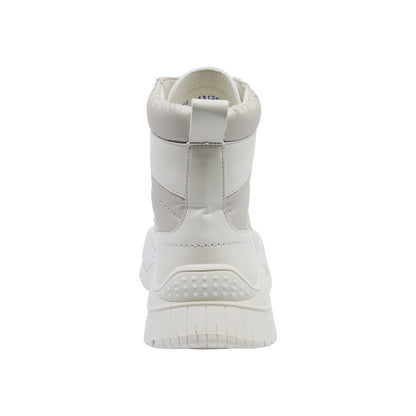 Bota Coqueta para niña en sintético beige Winko con suela dentada