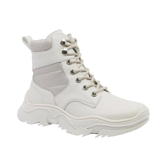 Bota Coqueta para niña en sintético beige Winko con suela dentada