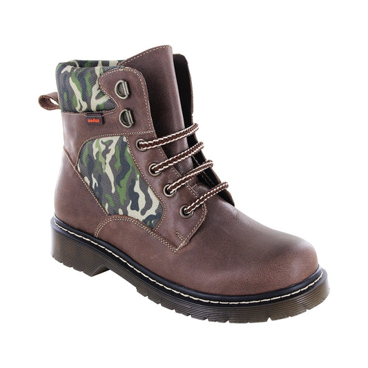 Bota Audaz para niño en piel café Martín con estampado camuflaje
