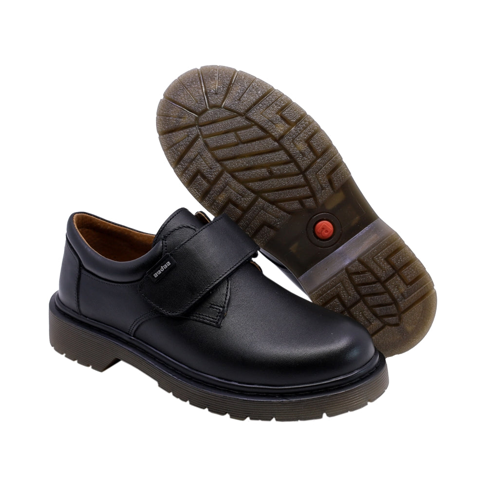 Zapato escolar Audaz para niño de piel negro Martín con tira de contacto