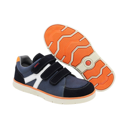 Tenis Audaz para niño en piel azul Justin con triple tira de contacto