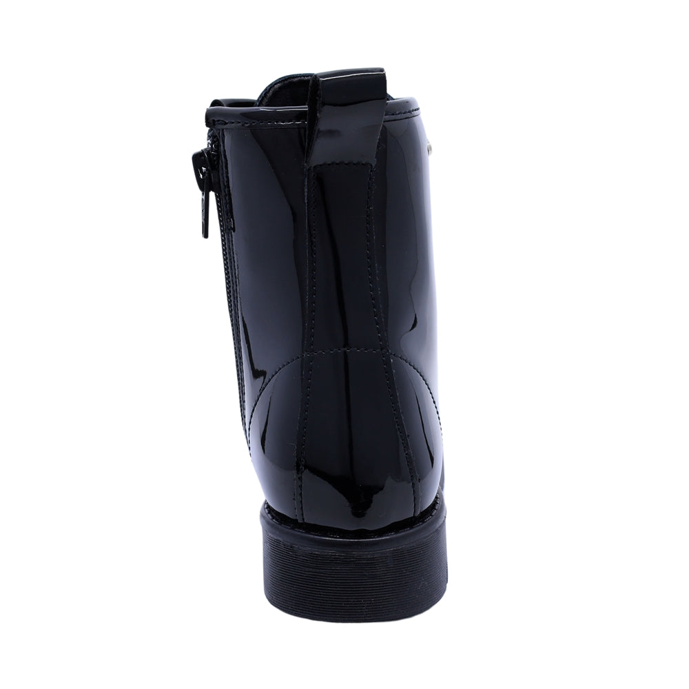 Bota Coqueta para niña de charol negro Florence con agujetas