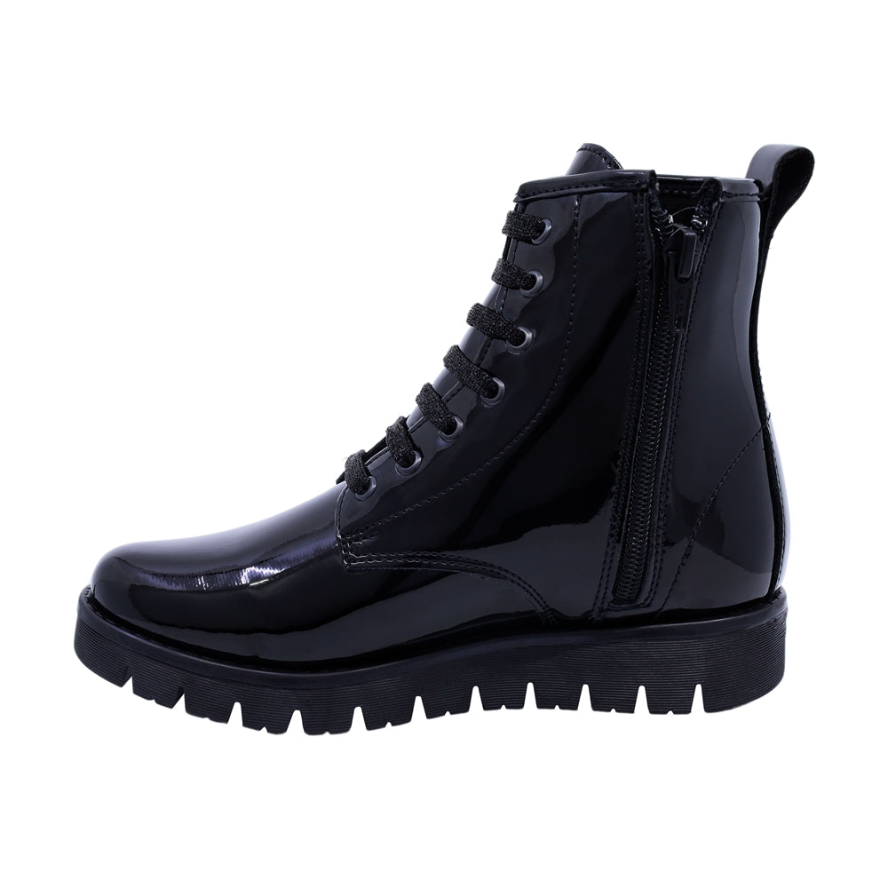 Bota Coqueta para niña de charol negro Florence con agujetas
