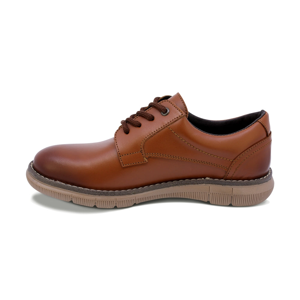 ZAPATO AUDAZ PARA NIÑO DE PIEL COLOR MIEL MURPHY CON AGUJETA