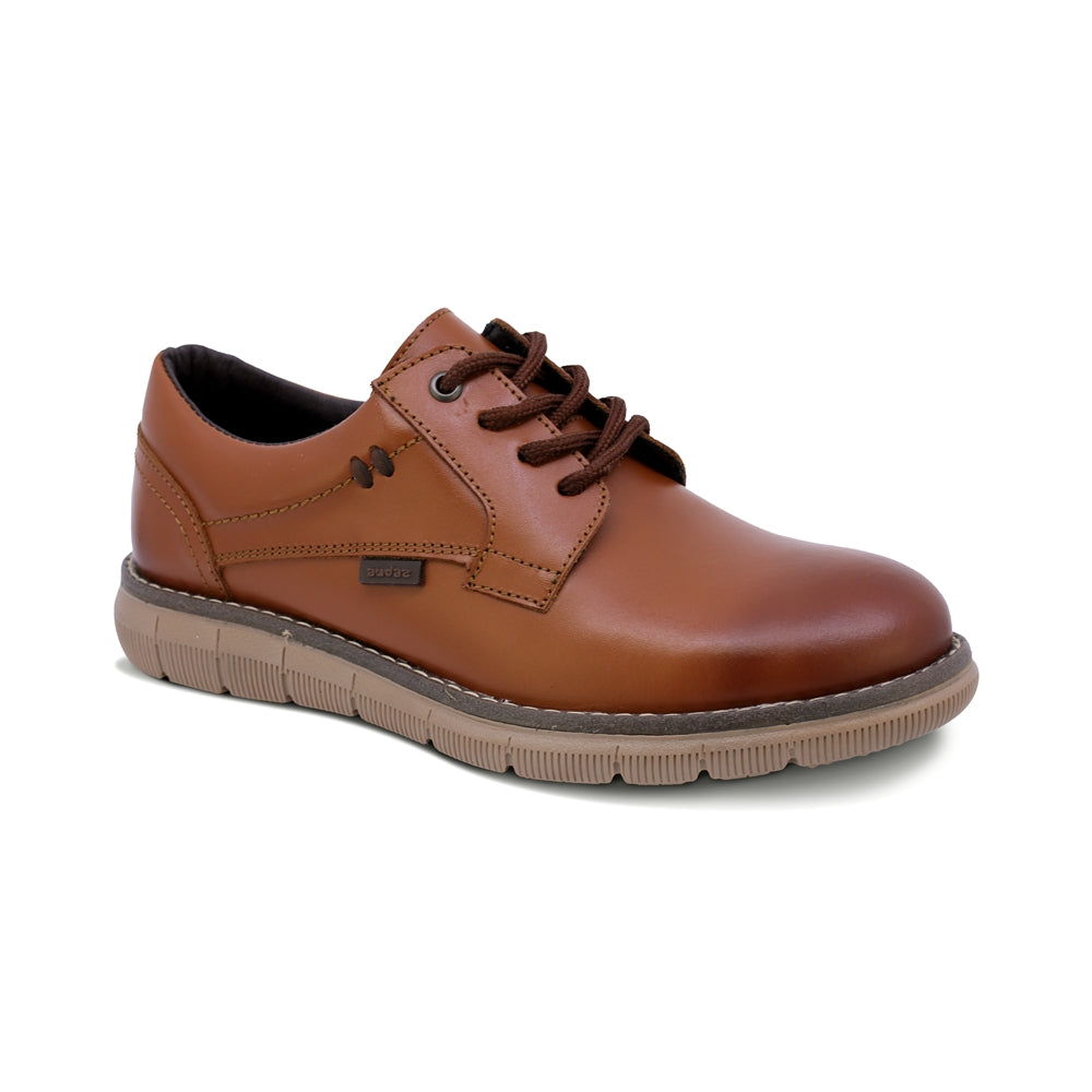 ZAPATO AUDAZ PARA NIÑO DE PIEL COLOR MIEL MURPHY CON AGUJETA