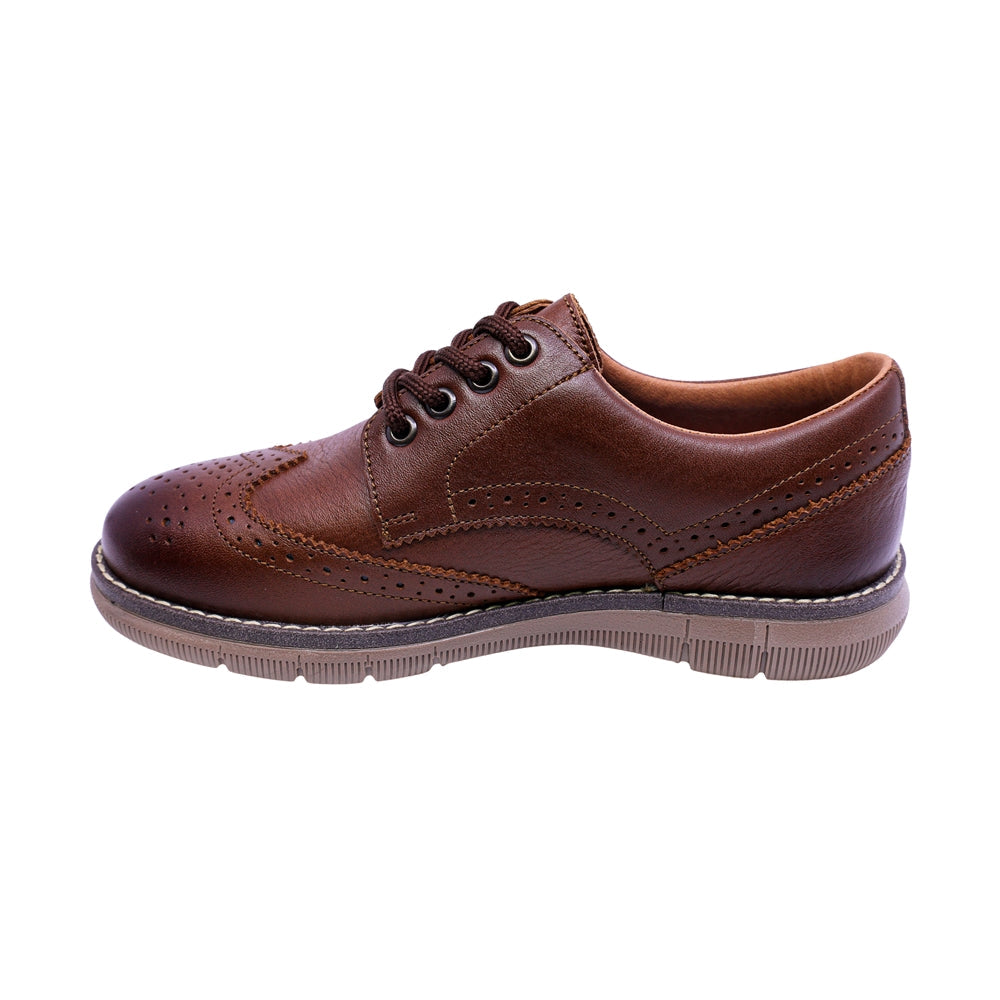 ZAPATO AUDAZ PARA NIÑO COLOR MIEL DE PIEL MURPHY CON AGUJETA