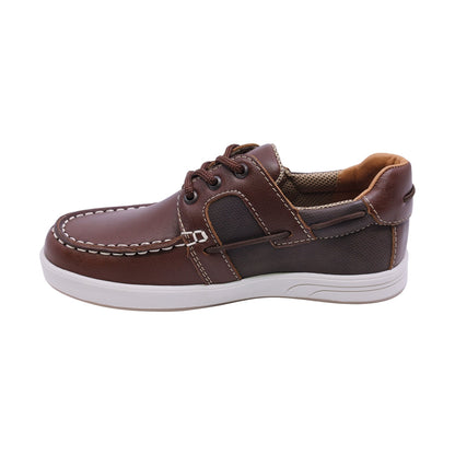 MOCASÍN AUDAZ PARA NIÑO COLOR CAFÉ DE PIEL STEVE CON AGUJETA